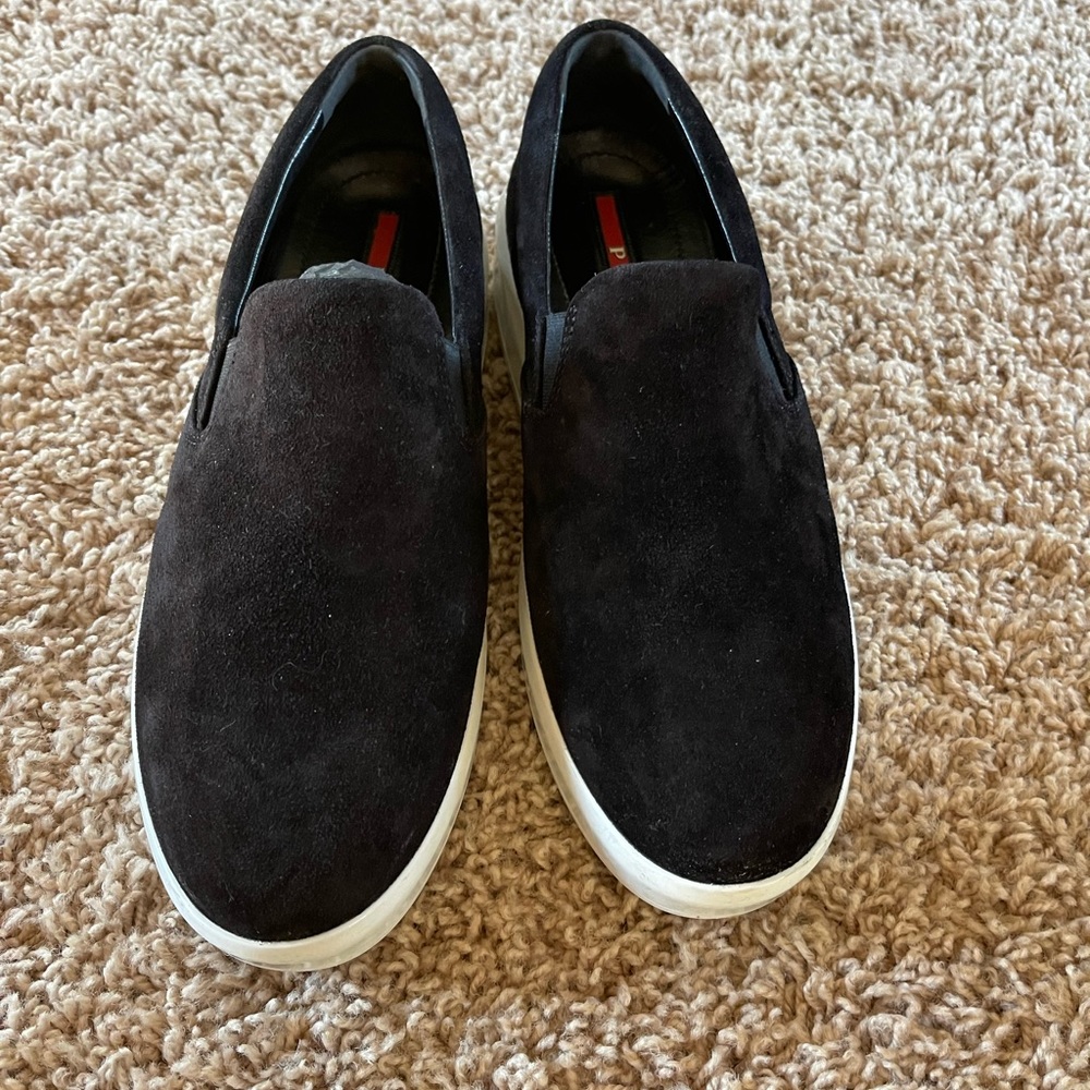 Prada sneakers size 8.5